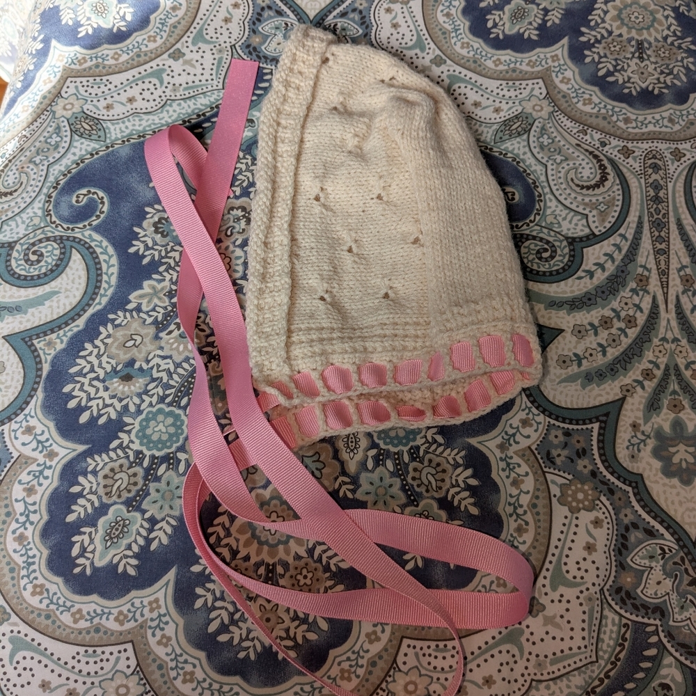 Hand-Knit cream color Baby Bonnet With Ribbon  Ties pink